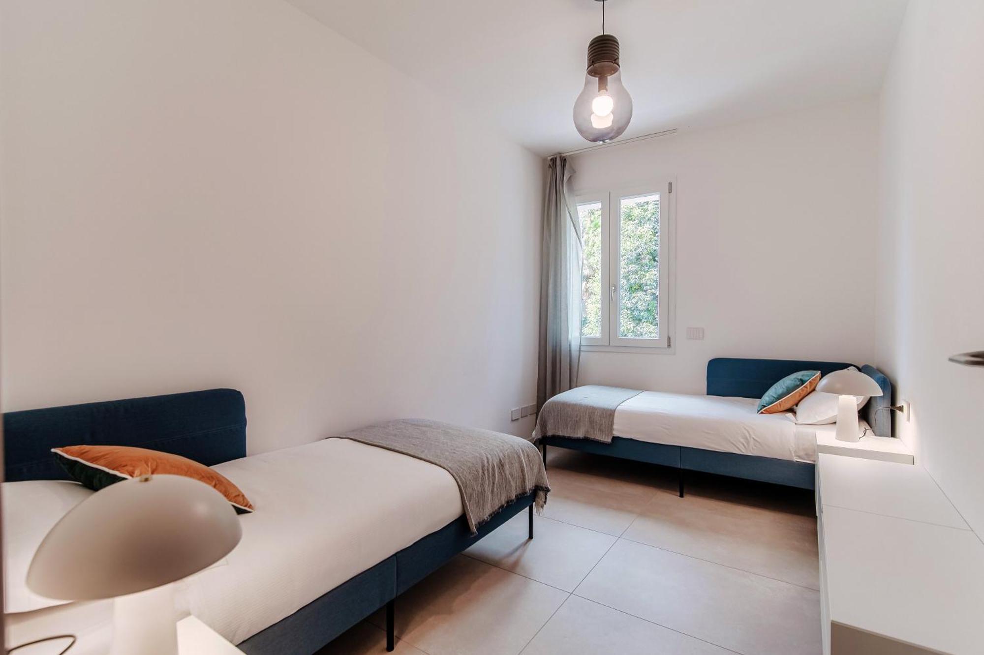 Lario Suite Apartments By Quokka 360 - With Parking Next To Como City Zewnętrze zdjęcie
