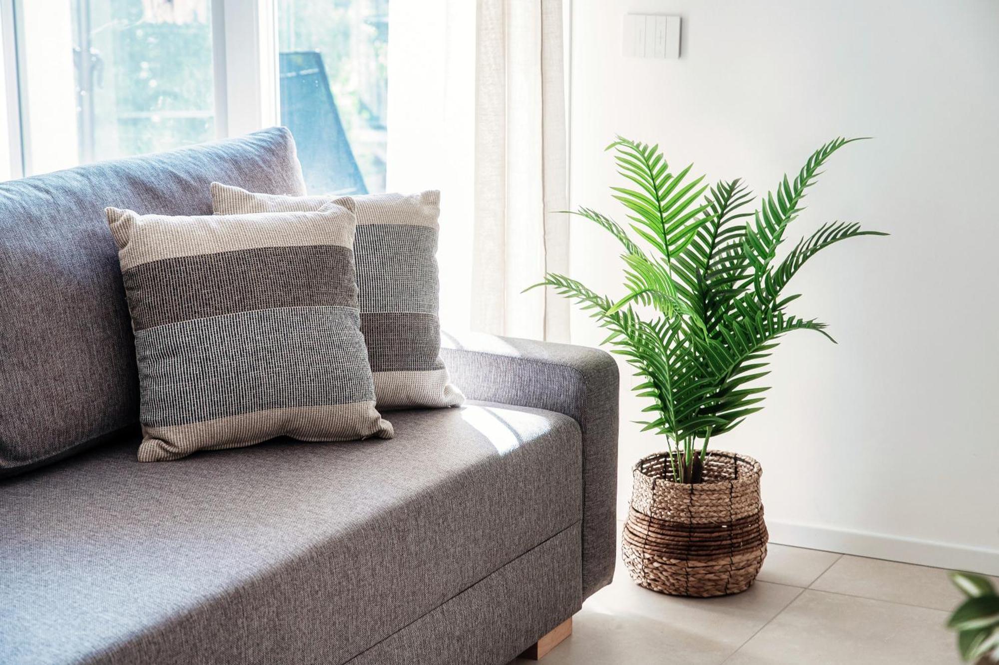 Lario Suite Apartments By Quokka 360 - With Parking Next To Como City Zewnętrze zdjęcie