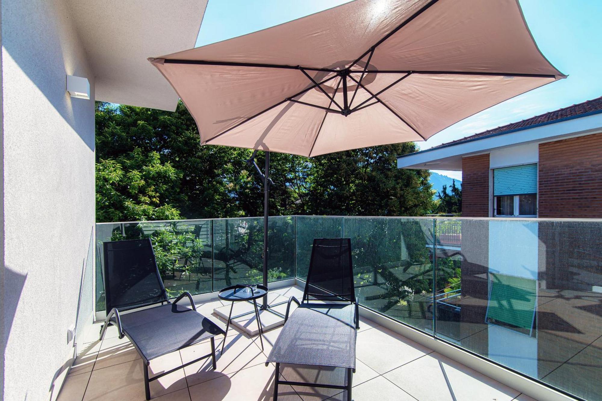 Lario Suite Apartments By Quokka 360 - With Parking Next To Como City Zewnętrze zdjęcie