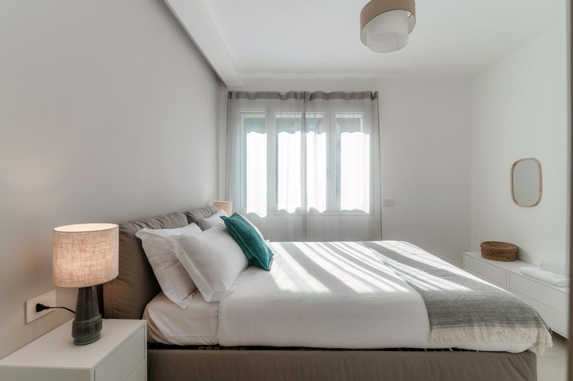 Lario Suite Apartments By Quokka 360 - With Parking Next To Como City Zewnętrze zdjęcie