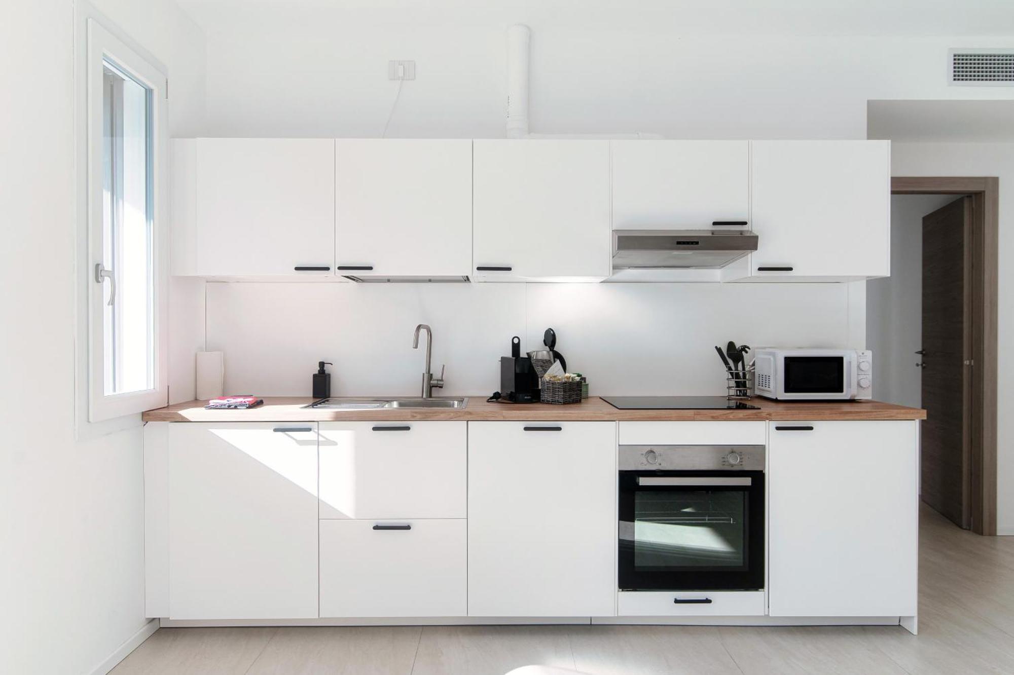 Lario Suite Apartments By Quokka 360 - With Parking Next To Como City Zewnętrze zdjęcie